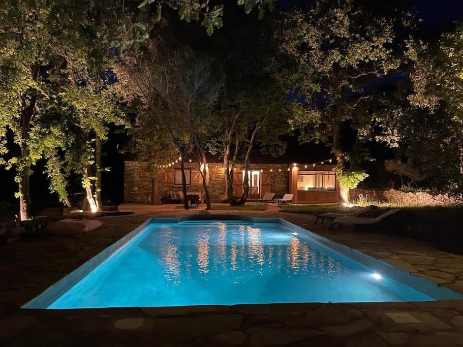 Villa Bergerie Baracco Argia, Piscine, Maquis Et Tradition Corse Pour 6 Personnes *
