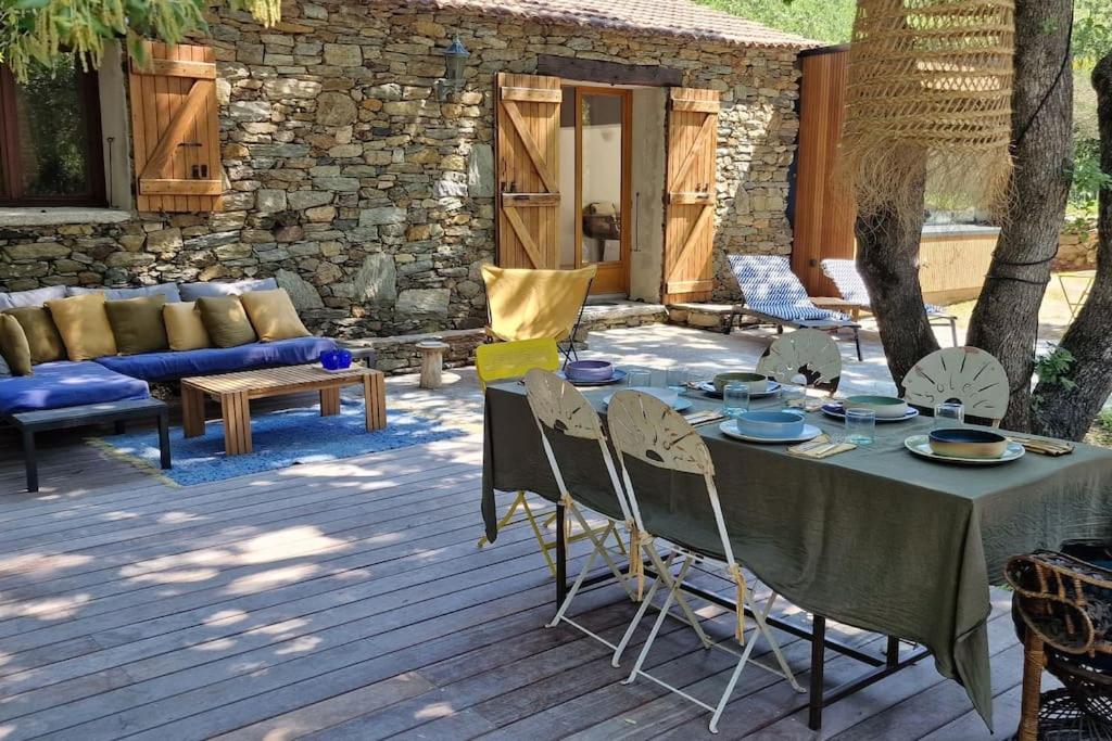 Villa Bergerie Baracco Argia, Piscine, Maquis Et Tradition Corse Pour 6 Personnes Barbaggio